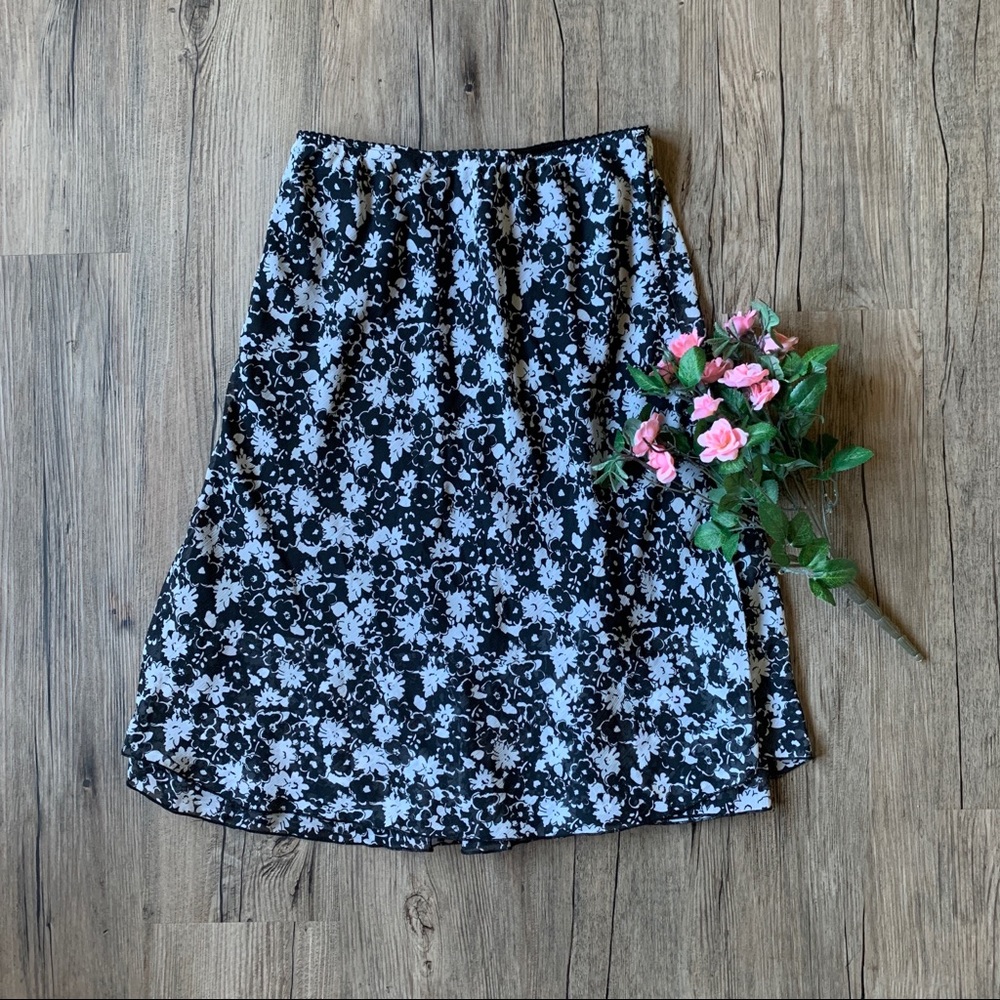 HP 🥳 Notations | Floral Skirt